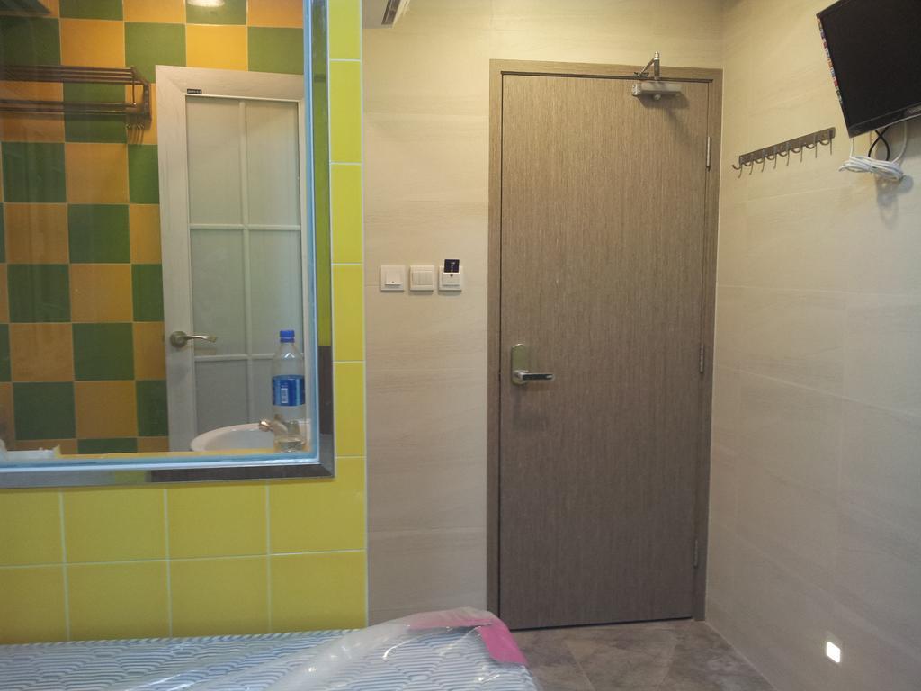Hello Inn Wan Chai  Экстерьер фото